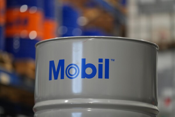 600_mobil_zilver_logo_op_vat-min.jpg